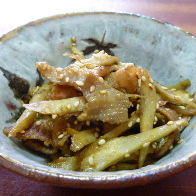 鶏皮とごぼうの味噌きんぴら