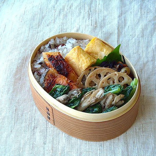 9/24(火)鮭の塩麹焼き弁当