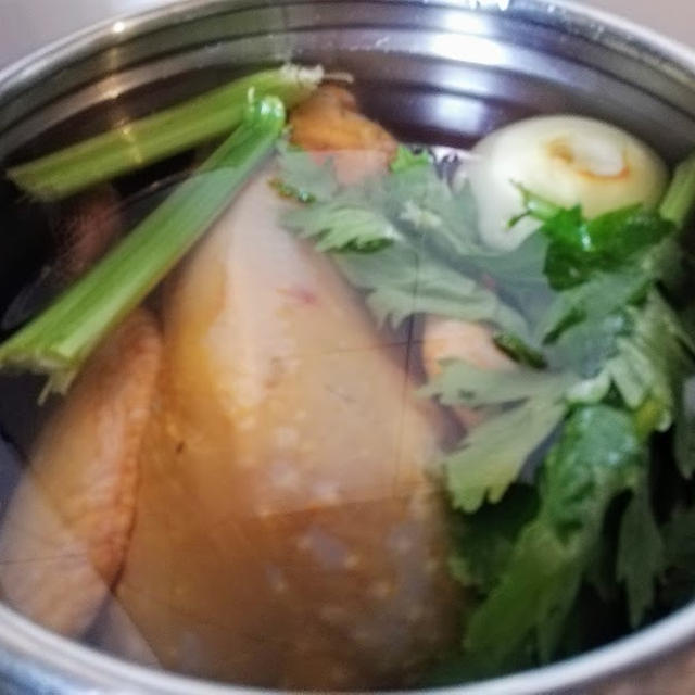 【簡単レシピ】お正月にはスープの素じゃなくて本格的チキンスープ