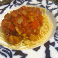 夏野菜が甘い！豚肉と夏野菜のトマトソーススパゲティ