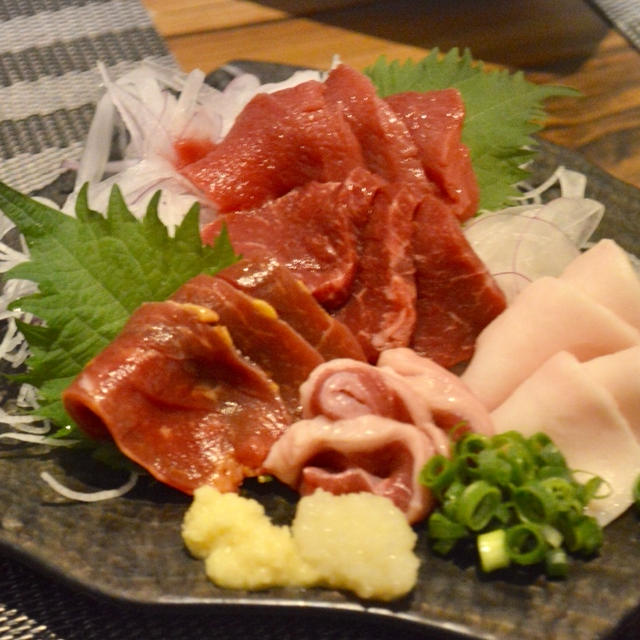 九州情緒 きょう介 横浜店　九州の食や飲み物がいろいろ楽しめます　熊本の福田農場の果物のシロップ