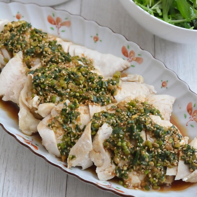 主作よだれ鶏、副菜は非加熱で和えサラダのごはんの日。