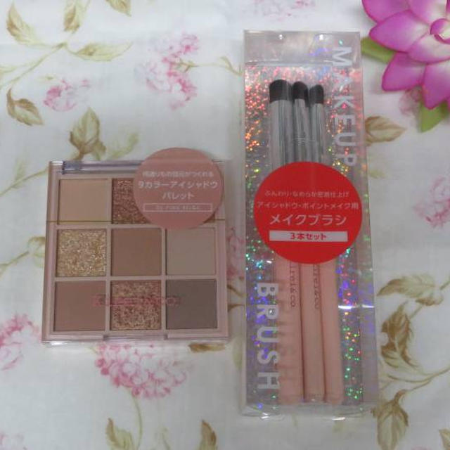 Kirei&co.アイシャドウパレット＆メイクブラシ