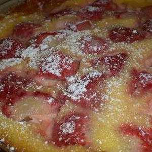 冷凍イチゴを使って 苺のクラフティ By ごっちさん レシピブログ 料理ブログのレシピ満載