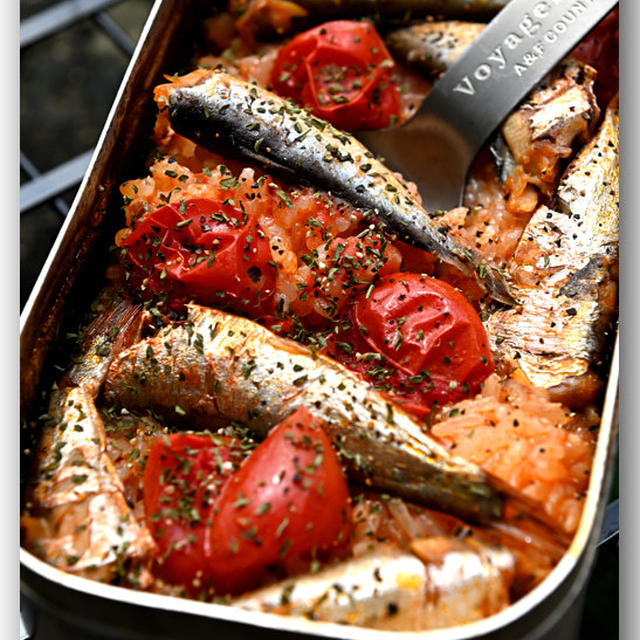 メシ通『魚介を使った簡単レシピ 』☆ オイルサーディンとトマトジュースでメスティン飯！