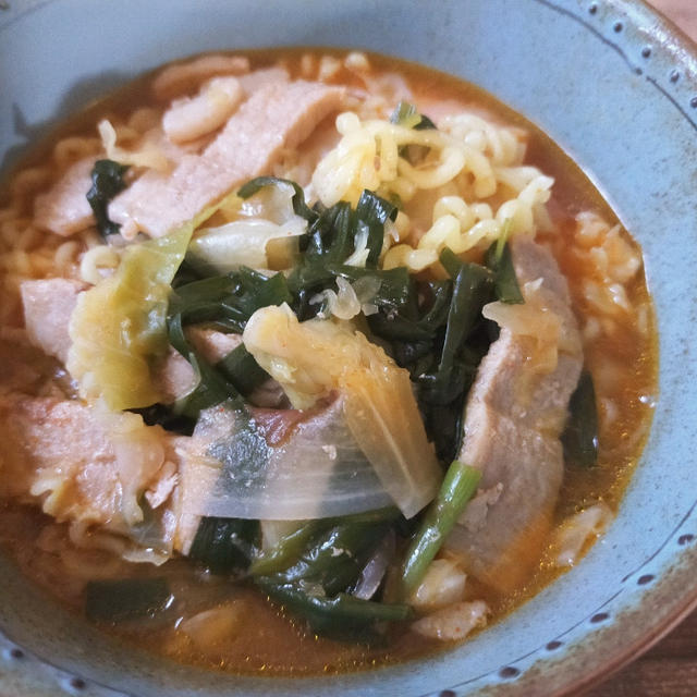今夜は即席プデチゲ鍋で晩ご飯＆子どもたちにはみぞれ鍋〜