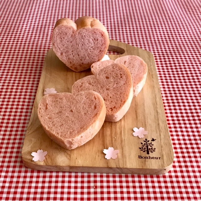 春色♡ピンクのハートパン