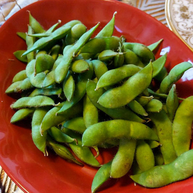 茹で枝豆 熱湯で3分茹でるだけ