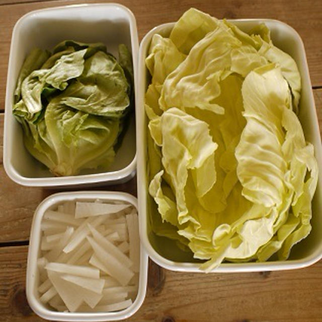 野田琺瑯で冷蔵野菜の整理