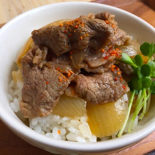 ご飯がススム♪牛丼 と こだわり椀 即席みそ汁