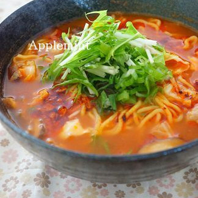 本日の楽天レシピPickup掲載「トマト風味の酸辣湯（サンラータン）麺」