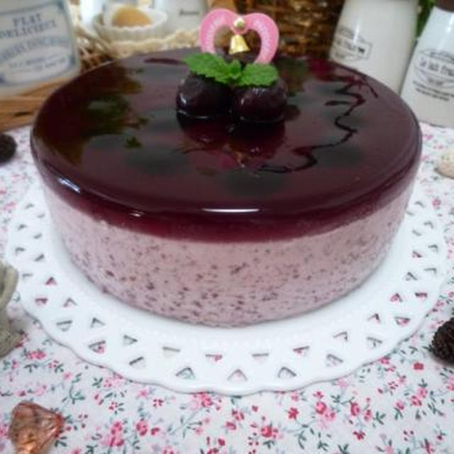 丸ごとチェリーのムースケーキ作りました！