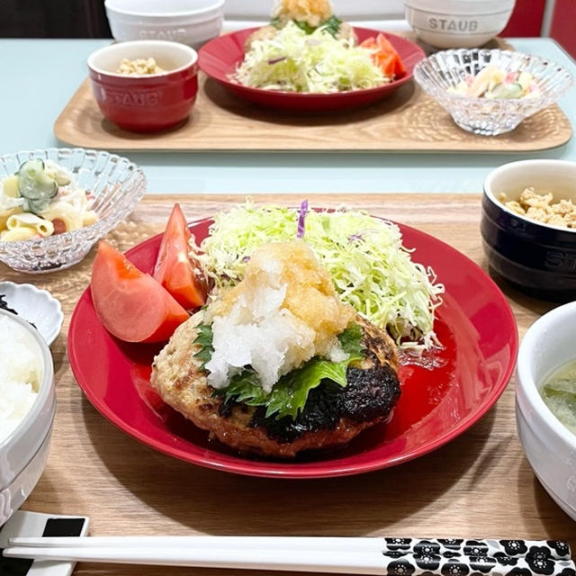 【献立】4人家族の晩ごはん/おろしそハンバーグ