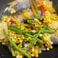 ８月３１日は野菜の日。【レシピ】冷凍野菜と鮭のフライパン蒸し焼き