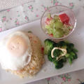 今朝の朝ごはん(*^^*)テーブルマークのピラフで。