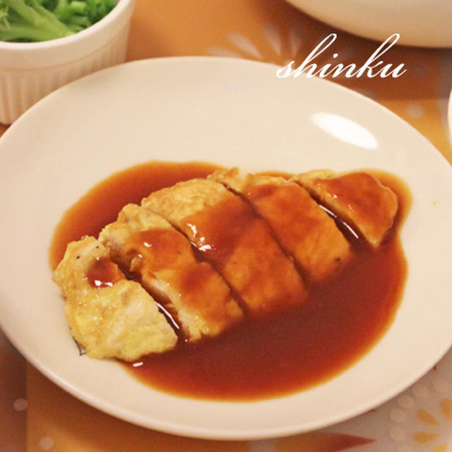 節約＊鶏むね肉でしっとりチキンピカタ～さらっと甘めのケチャップソース。