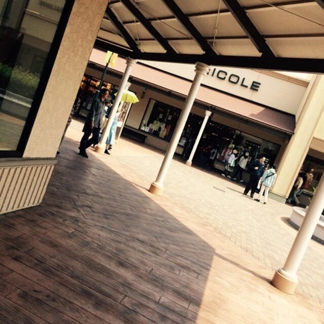 酒々井 アウトレット スタバ