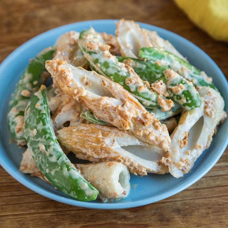 食感を楽しむ！スナップエンドウとちくわのごまカツオマヨ