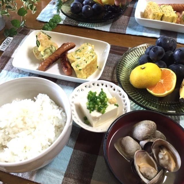至って普通の朝ごはん。運動会のオススメおかず♪