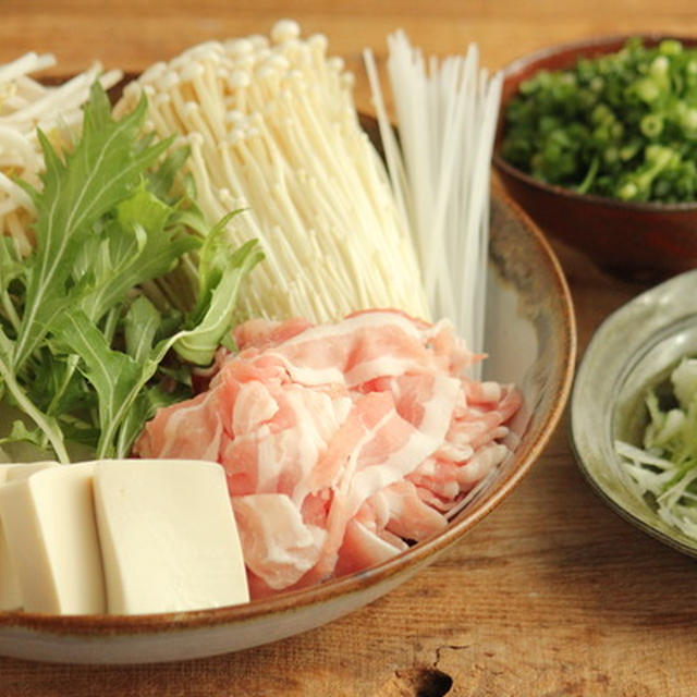 野菜切るだけで美味しいしゃぶしゃぶって素敵すぎやしませんか…