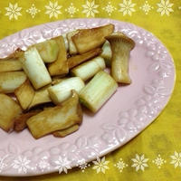 【レシピ】エリンギと長ねぎの簡単生姜焼き♪