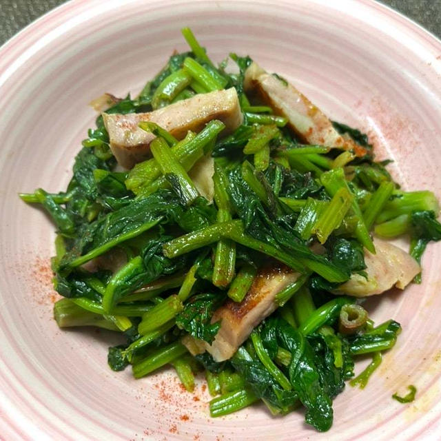 旬のほうれん草と肉厚ベーコンのホットサラダ⭐︎お食事サラダレシピ
