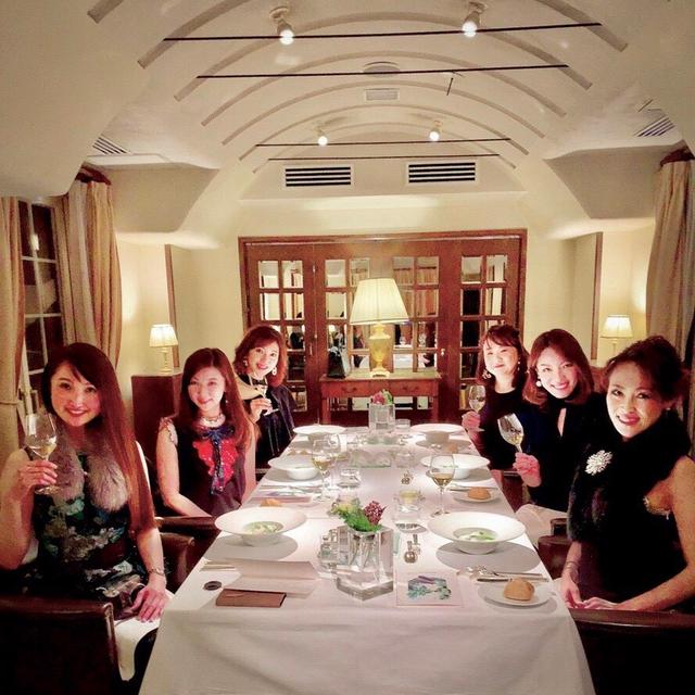 オーベルジュ・ド・リルで華やかな忘年会
