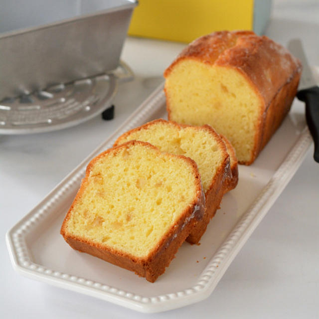 レモンとクリームチーズの米粉パウンドケーキ。【バター控えめ・米粉100％】