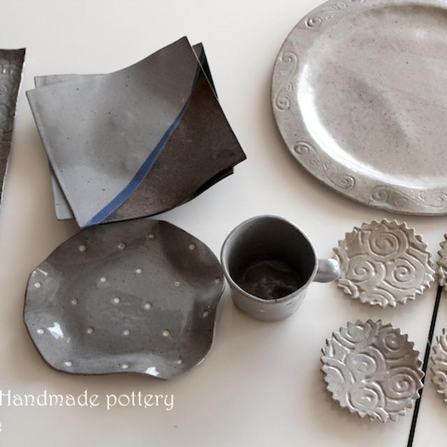 5月の陶芸作品　レース皿、足付き和皿、コーヒーカップなど