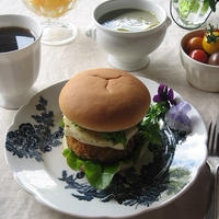 季節限定！筍・菜の花・コロッケバーガー ＆ ありがとう♪