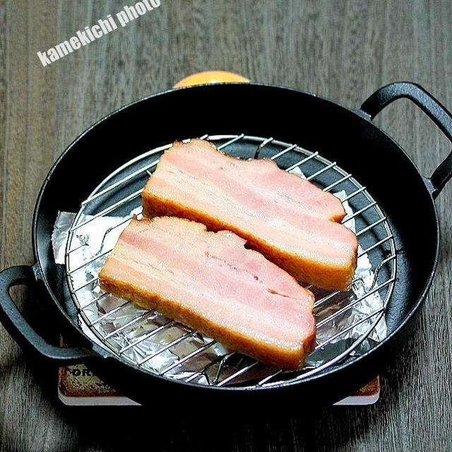 市販のベーコンを燻製してみた（ポイントは水分）＆今年最後のラーメンは再訪「和海」