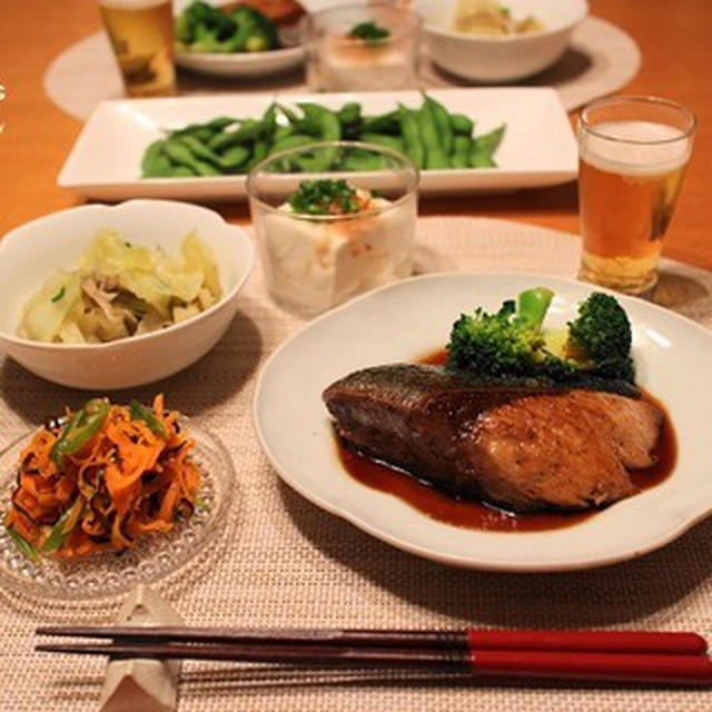 『鰤の照り焼き』とストウブで『小さいおかず』の献立。