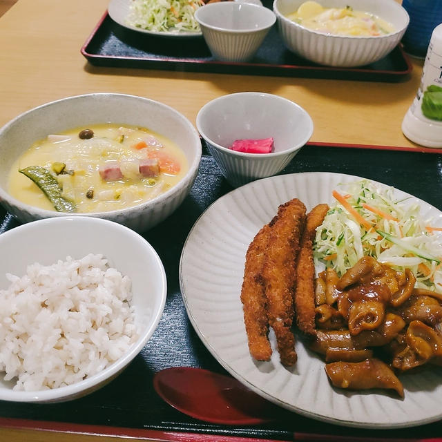 ”こてっちゃん”と”ししゃもフライ”と”クリームシチュー”の晩ごはん