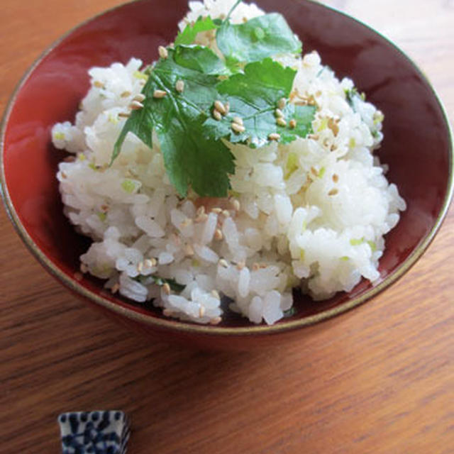 だし×オイル「ごま香る梅ごはん」