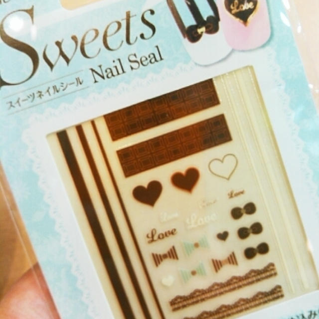 キャンドゥ☆ハンドメイド用にバレンタインネイルシール