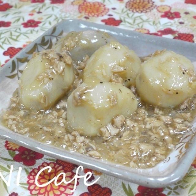 里芋の鯖そぼろ煮