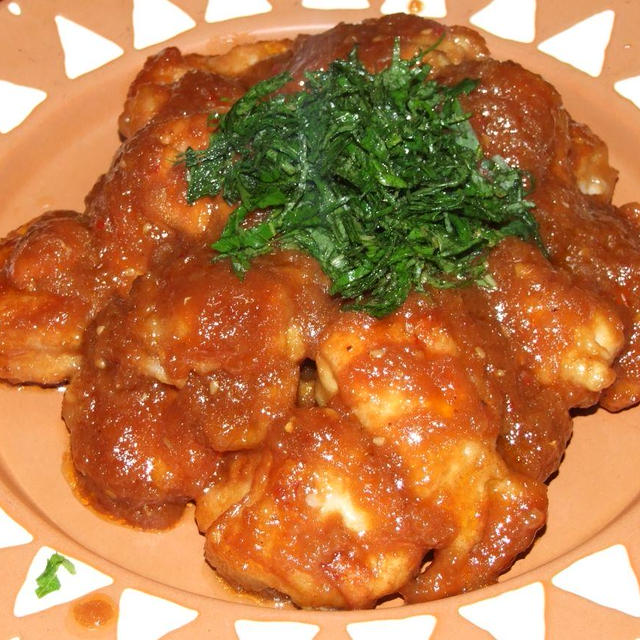 鶏もも肉の玉葱おろし焼き肉だれ煮込み！