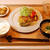 ３５０円チーズチキンカツ定食【ネックウォーマーの正しい被り方】