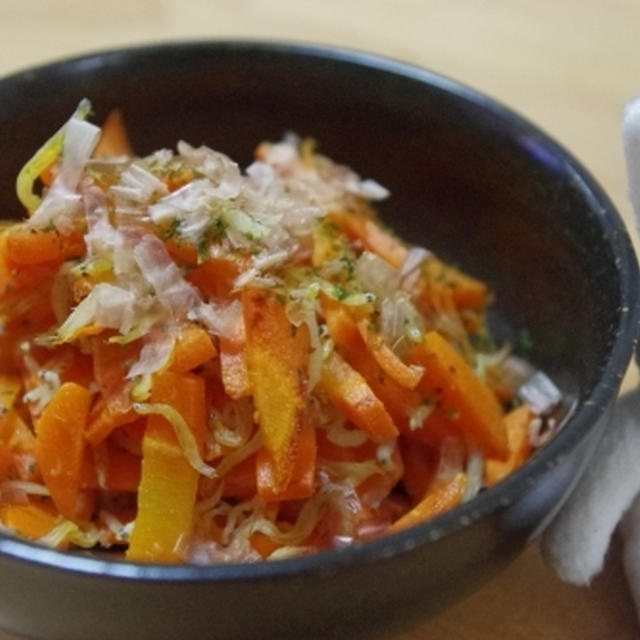 にんじんとじゃこの炒めもの☆　探偵はBARにいる2 ススキノ大交差点