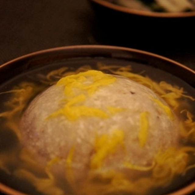 新豆腐百珍　百七十珍目　【蓮根豆腐大福の菊花餡】