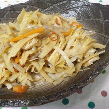 タケノコのきんぴら・ちょっぴりピリ辛味