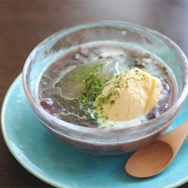 わらび餅入りクリーム善哉　など