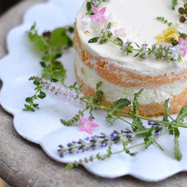 夏至祭りの花かんむりケーキ
