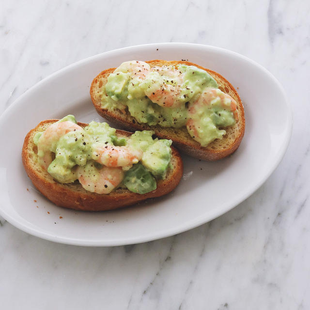 Shrimp and avocado salad