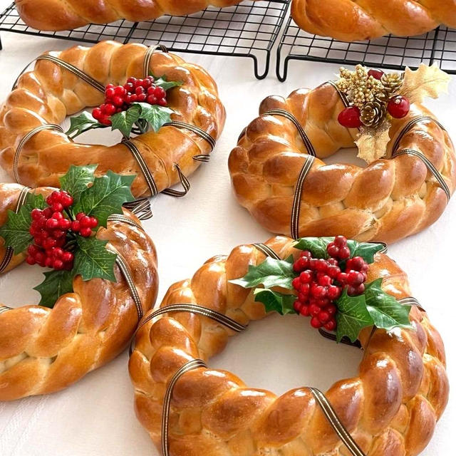 本物のパン生地で作るリースパン