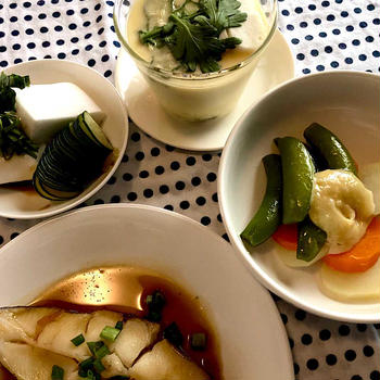 白身魚の煮付け、茶碗蒸し、ささみカツ