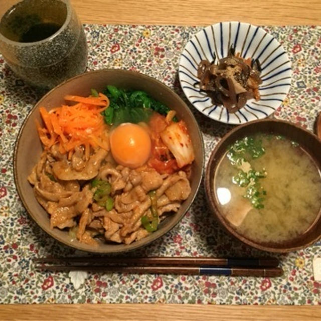 ストック野菜でビビンバ丼といちごミルク