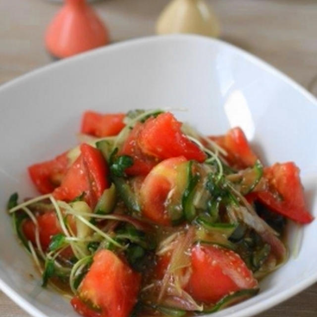 みょうがときゅうり かいわれトマトのさっぱりサラダ By Ryoripapaさん レシピブログ 料理ブログのレシピ満載