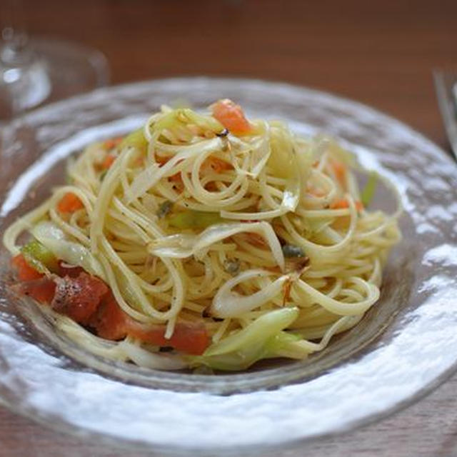 白ネギとスモークサーモンのパスタ