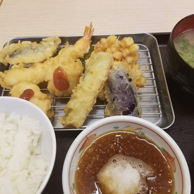 本日の優待生活　さん天で定食／ＳＲＳホールディングス